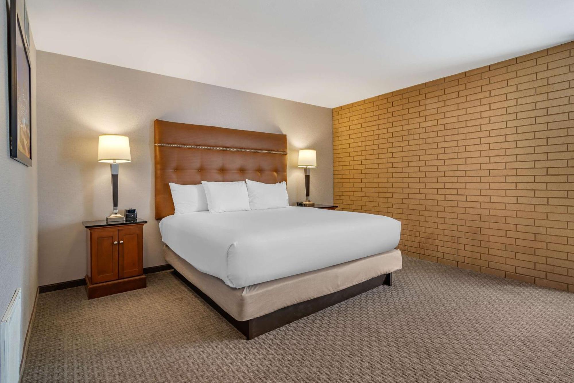 Drury Inn & Suites Atlanta Airport Колледж Парк Экстерьер фото